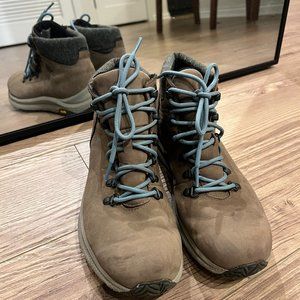 Merrell Womens Size 10 Ontario Brown Leather Mid Waterproof Hiking Boots J84846